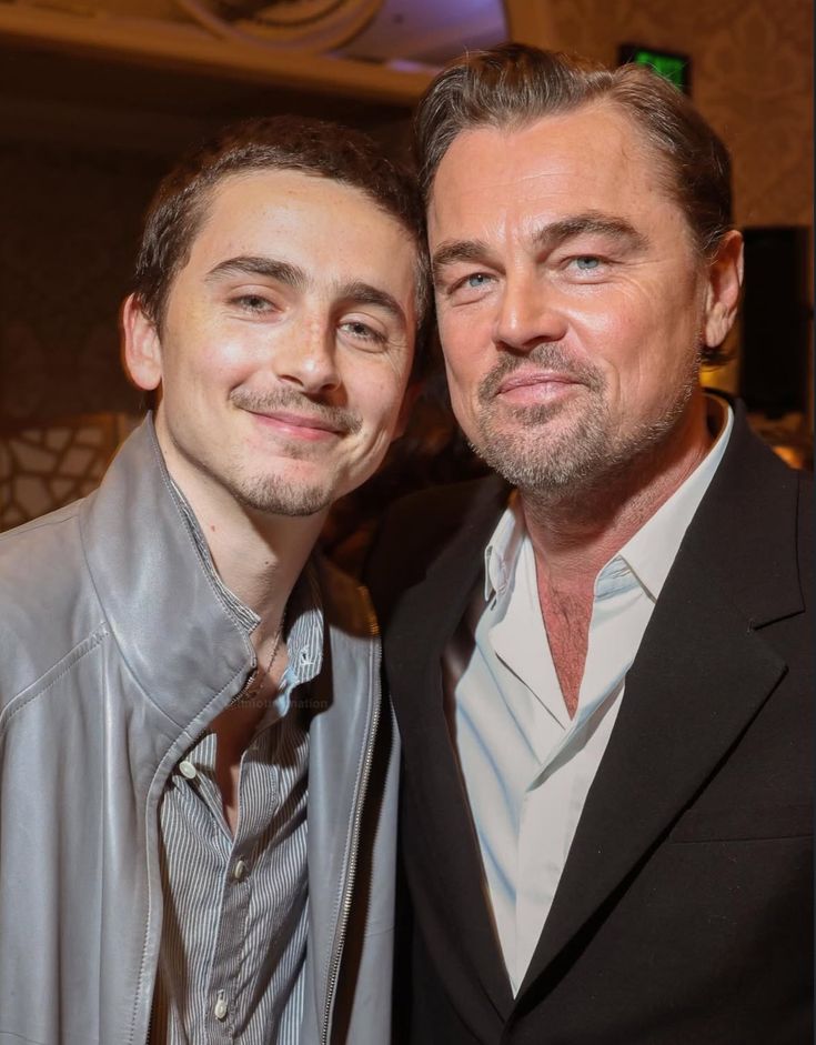 Leonardo DiCaprio megpróbál segíteni Timothée Chalamet-nek a botrány közepette